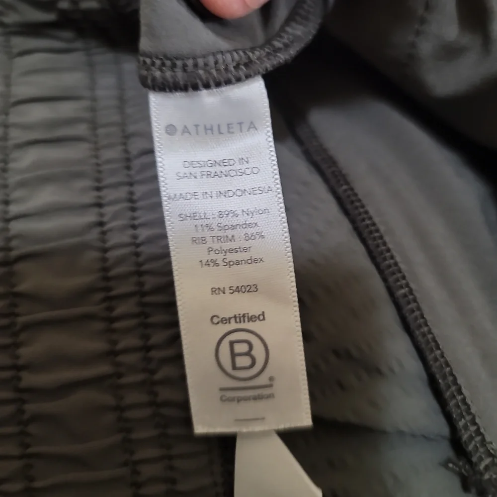 Athleta Textured Brooklyn Jogger 6 Mountain Olive Green Gray